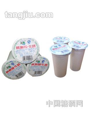阿新杯装酸奶