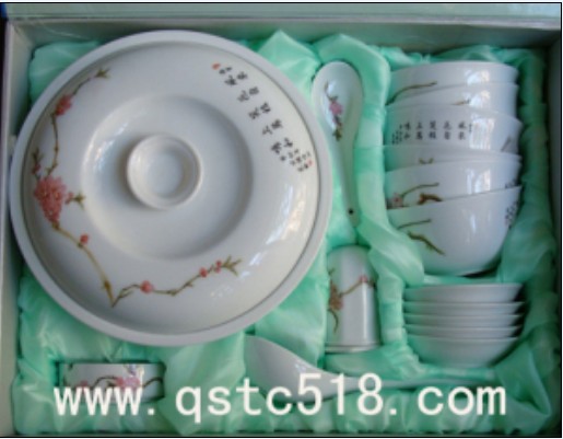 供应北京景德镇艺术瓷器服务部 青花斗彩 颜色釉 玲珑