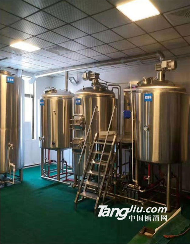 供应啤酒自酿设备,精酿啤酒设备厂家