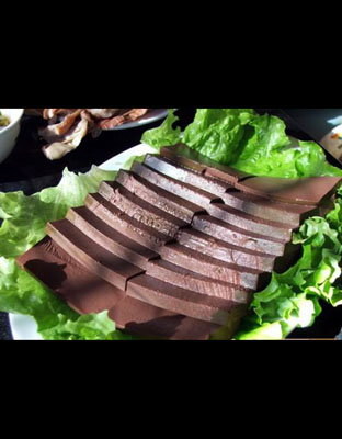 生肉制品-鸭血