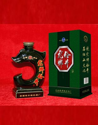 玉龙瓶