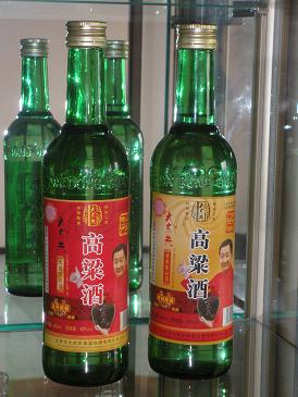 梁天代言大东关高粱酒五年陈酿