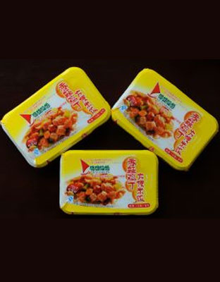 香辣鸡丁方便米饭
