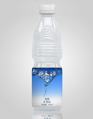 地之源深层矿岩水535ml.