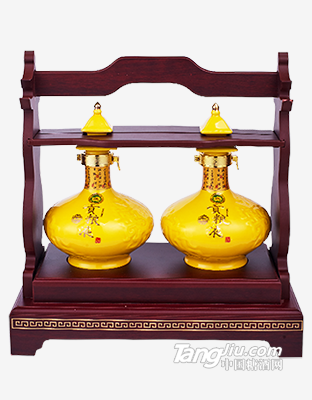 贡粮液 
