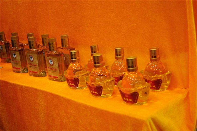 供应中国保健酒 滋补保健酒 保健酒 养颜保健酒 成