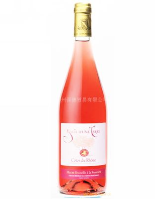 梦幻树桃红葡萄酒