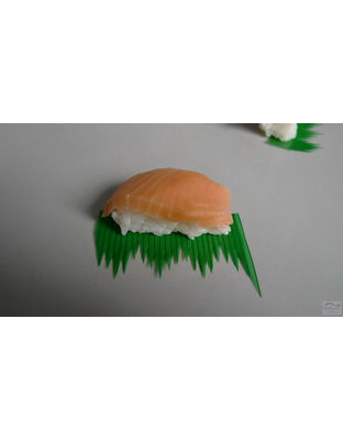 三文鱼握寿司
