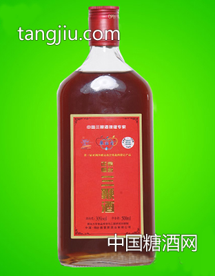 中国正宗烟台三鞭酒（30&#176;）.