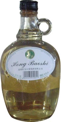 异型瓶干白葡萄酒1.