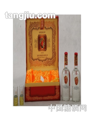 五粮液祝君富贵吉祥