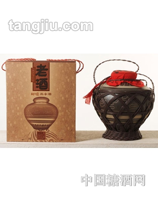 吕家烧锅老酒封坛二十年