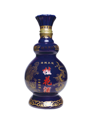 精品蓝瓷瓶桂花酒