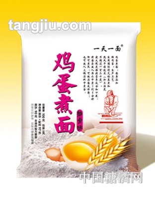 一天一面鸡蛋煮面排骨味