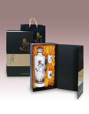 莱嘉愚公陈年高粱酒牛年礼盒