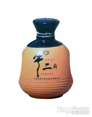 牛二府陈酿白酒 北京特产 500ml 42%vol