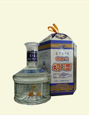 022 简装蒙古包奶酒