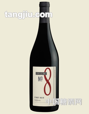 8号酒窖黑品乐红葡萄酒