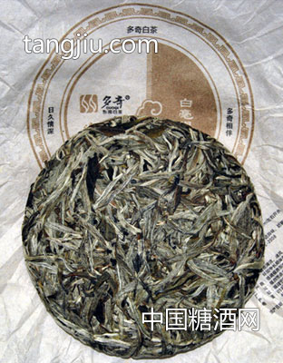 2014年100克白毫银针茶饼