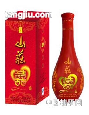 红高粱山庄喜酒