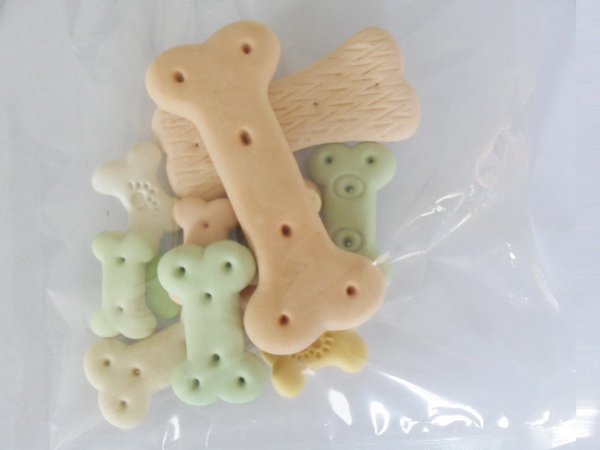 供应 宠物食品OEM