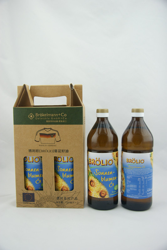 德国超市同步销售原瓶进口茶花籽油750ML礼盒