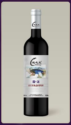 霜冻&#183;霜后采摘山葡萄酒 750mL.jpg