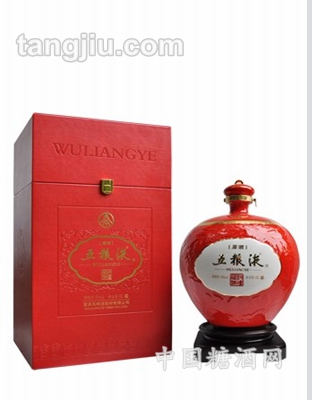 五粮液封坛藏酒