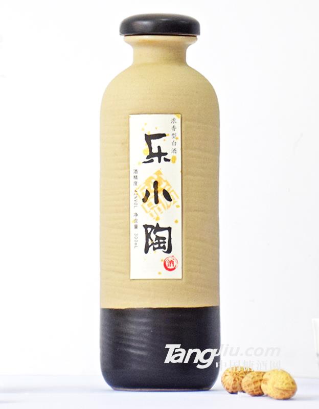 乐小陶浓香型白酒-150ml  42°