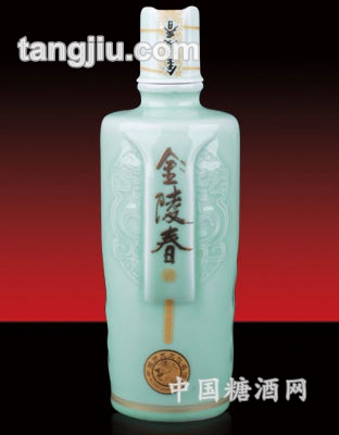 金陵春陶瓷酒瓶