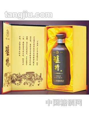 泸特酒紫砂瓶