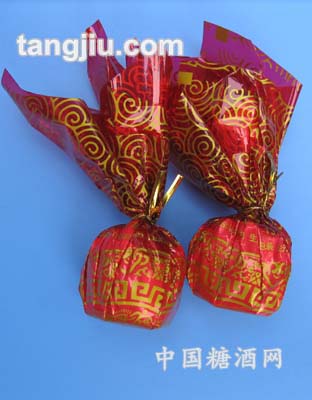 扎花红双喜扭式软糖
