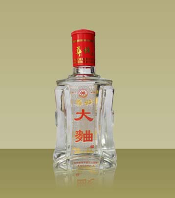 “华族”大曲优质浓香型白酒