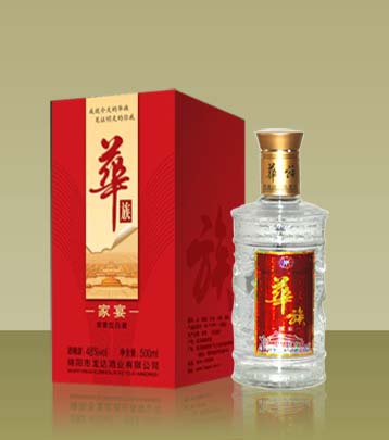 “华族”家宴优质浓香型白酒