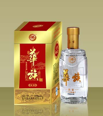 “华族”宾宴优质浓香型白酒