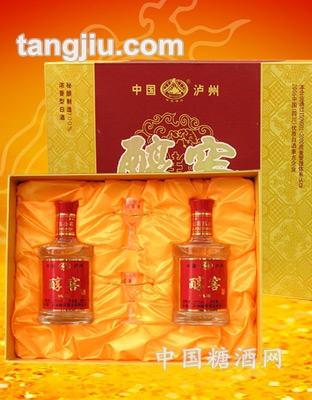 醇窖鸿福酒