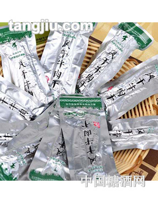 草原绿牛风干牛肉铝箔包装150克长段