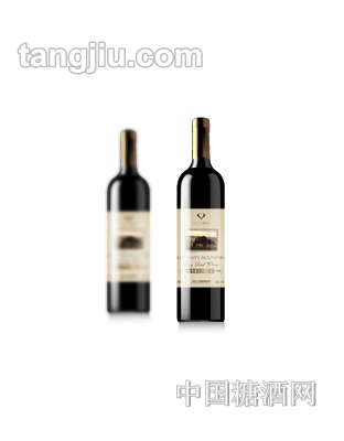 红山怡蛇龙珠干红葡萄酒