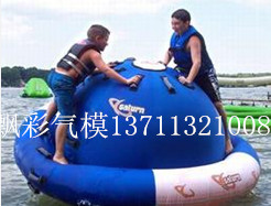 广东充气水上玩具充气滚筒跷跷板充气升空气球批发