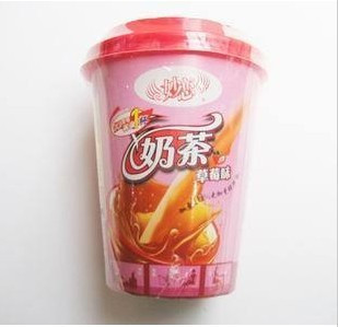 旺季批发小洋人妙恋奶茶价格，小洋人妙恋奶茶麦香味