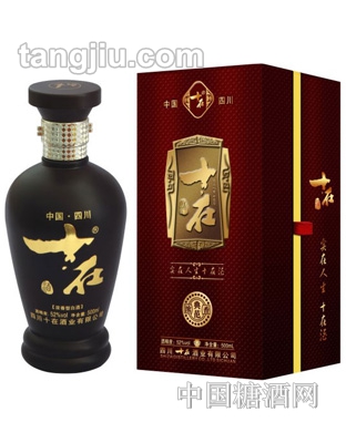 十在酒尊贵咖啡色