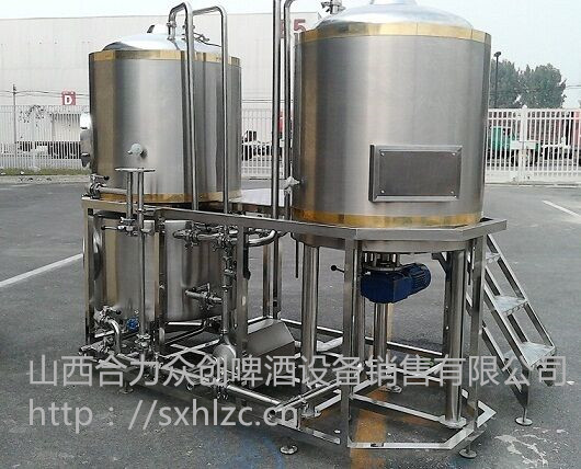 供应微型自酿鲜啤酒机500L，啤酒配套设备