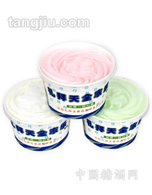 礼拜天全家乐雪糕