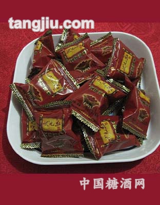 阿胶贡枣紫色