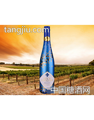 万人迷半甜白葡萄酒