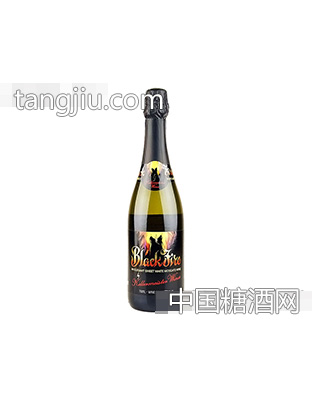 凯乐美庄园烈焰甜白起泡酒