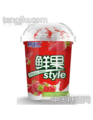 新街口鲜果style草莓果奶口味雪糕90g