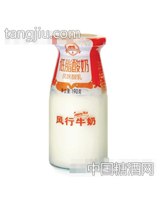 风行低脂酸奶瓶装190g