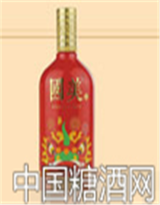 国美酒年兽迎春