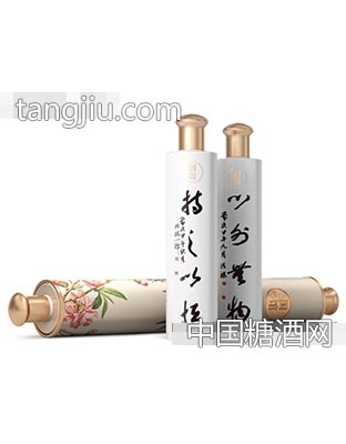 国馆·典藏（持之以恒、心外无物）